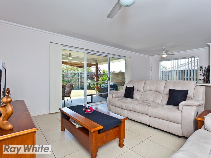 24 Sunstone Circuit, Mango Hill QLD 4509
