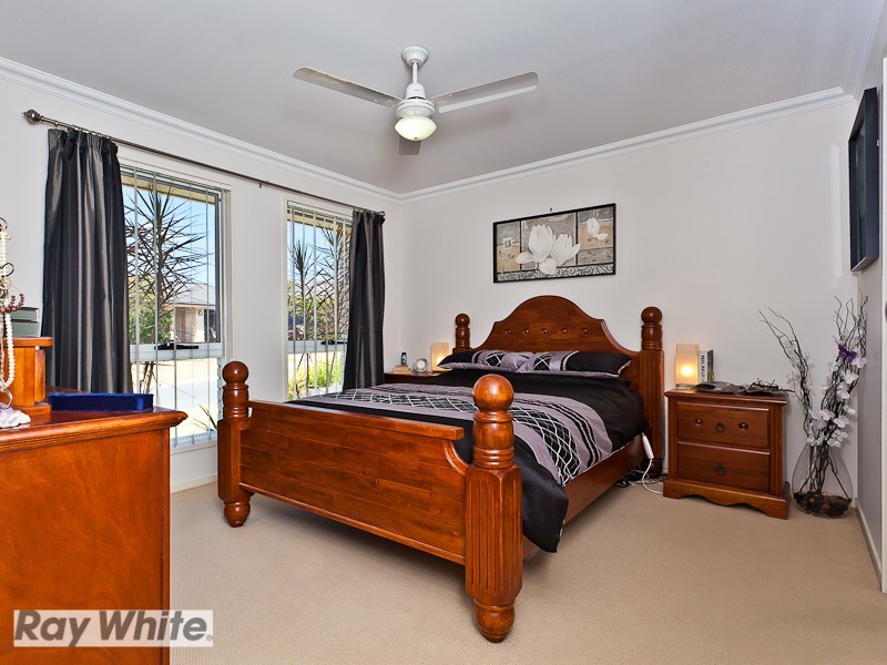 24 Sunstone Circuit, Mango Hill QLD 4509