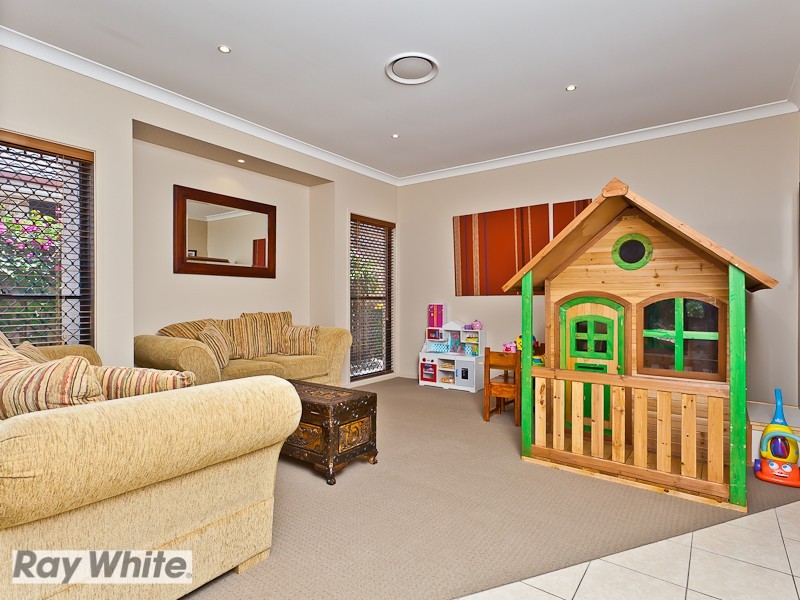 6 Hoya Close, North Lakes QLD 4509