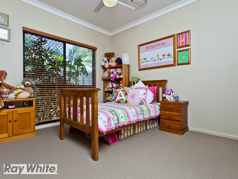 6 Hoya Close, North Lakes QLD 4509