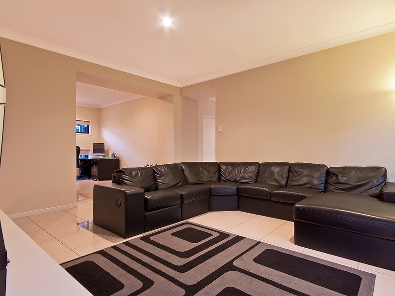 41 Dusky Street, North Lakes QLD 4509