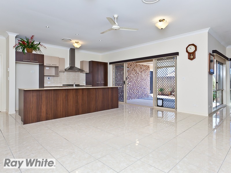 28 Menara Circuit, North Lakes QLD 4509