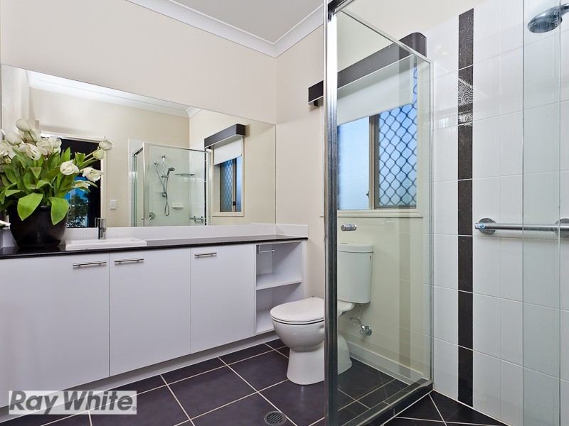 28 Menara Circuit, North Lakes QLD 4509