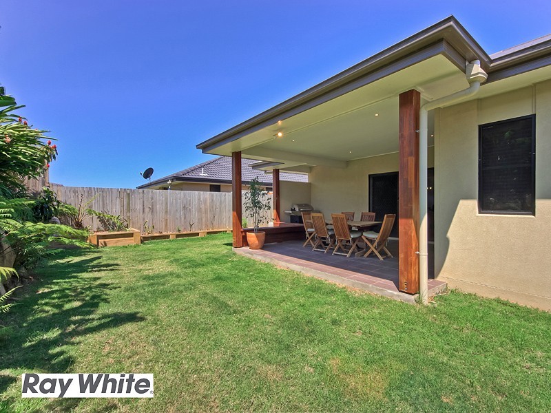 48 Mackintosh Drive, North Lakes QLD 4509