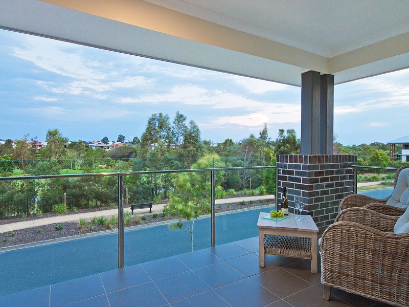 40 Nicklaus Pde, North Lakes QLD 4509