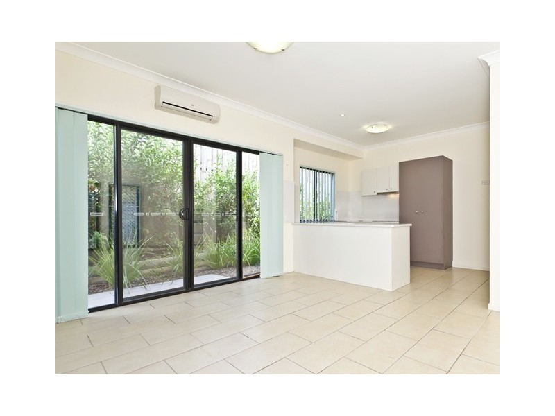 9/3 Swordgrass Court, Kallangur QLD 4503