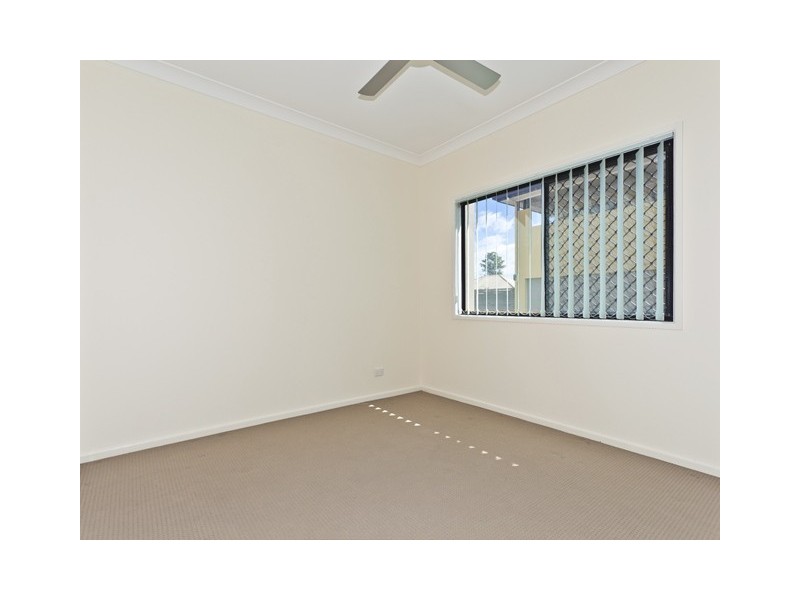 9/3 Swordgrass Court, Kallangur QLD 4503