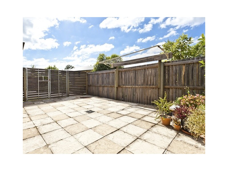 9/3 Swordgrass Court, Kallangur QLD 4503