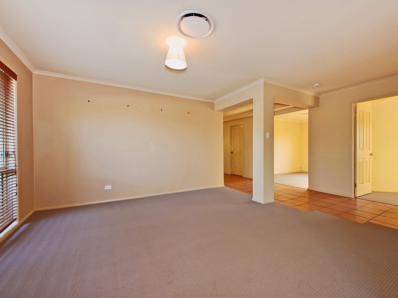 6 Knox Street, North Lakes QLD 4509