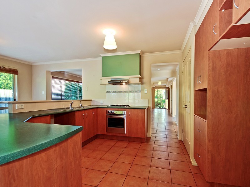 6 Knox Street, North Lakes QLD 4509