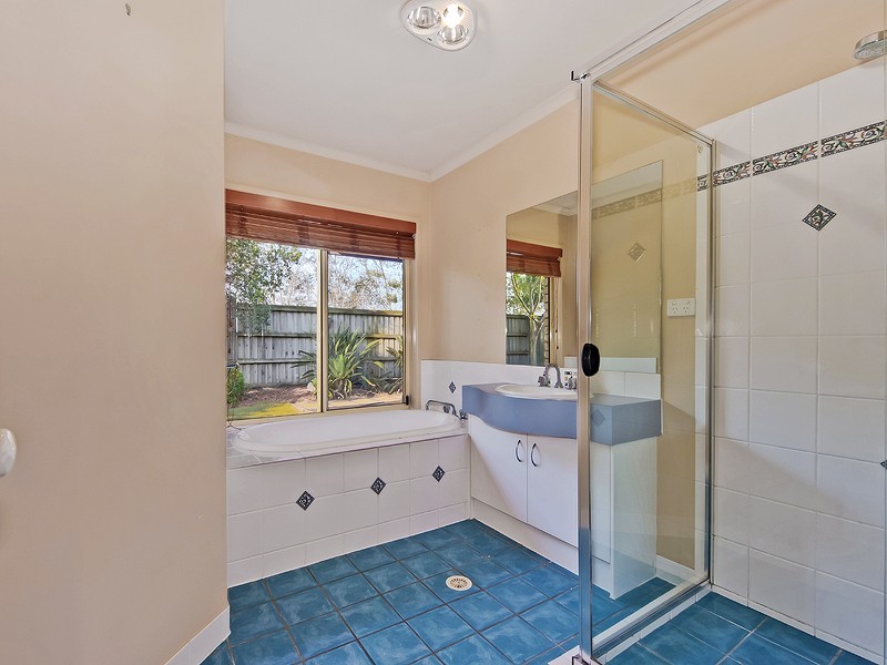 6 Knox Street, North Lakes QLD 4509