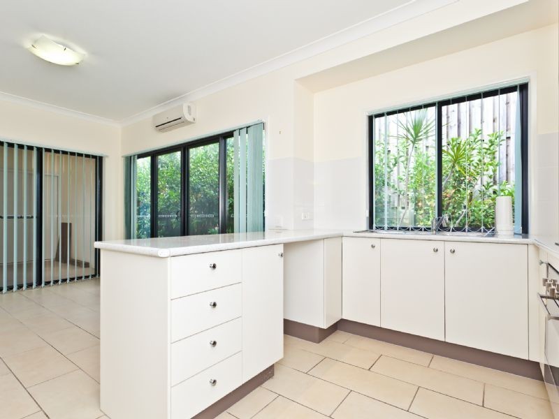 9/3 Swordgrass Court, Kallangur QLD 4503