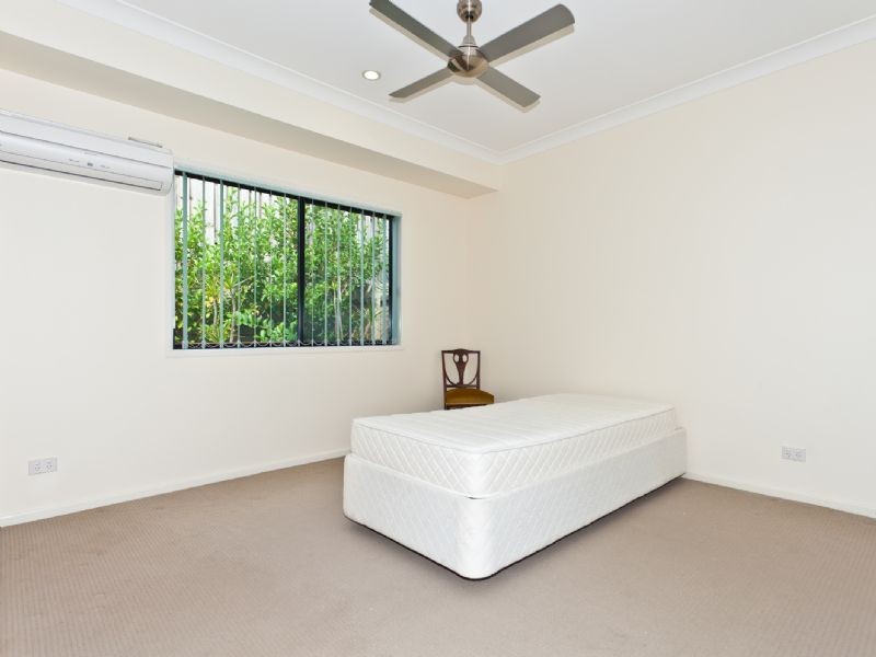 9/3 Swordgrass Court, Kallangur QLD 4503