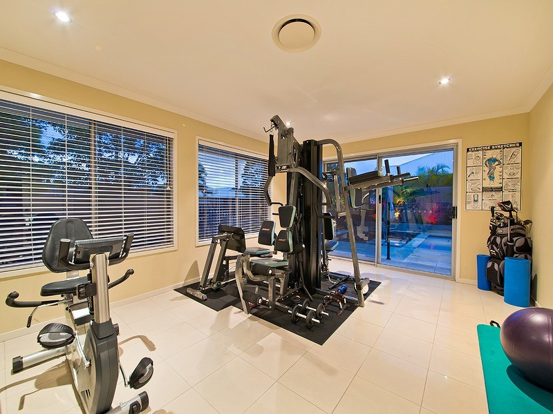 6 Alexandra Avenue, North Lakes QLD 4509