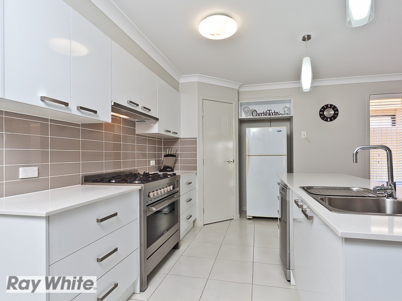 23 Troon Street, North Lakes QLD 4509