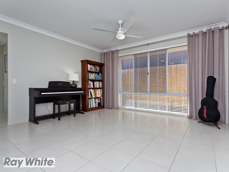 23 Troon Street, North Lakes QLD 4509
