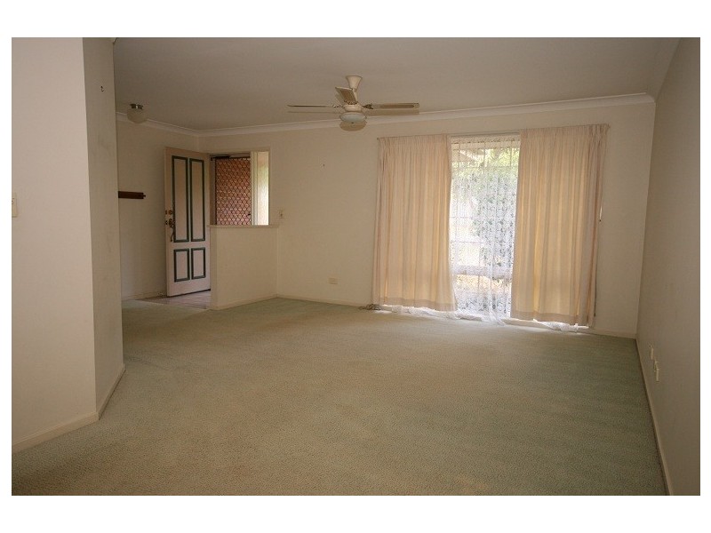 9 Lyrebird Way, Kallangur QLD 4503