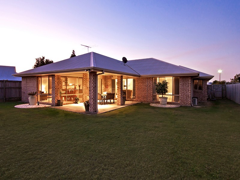 23 Springsure Parade, North Lakes QLD 4509