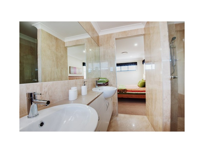 63 Liberty Circuit, North Lakes QLD 4509