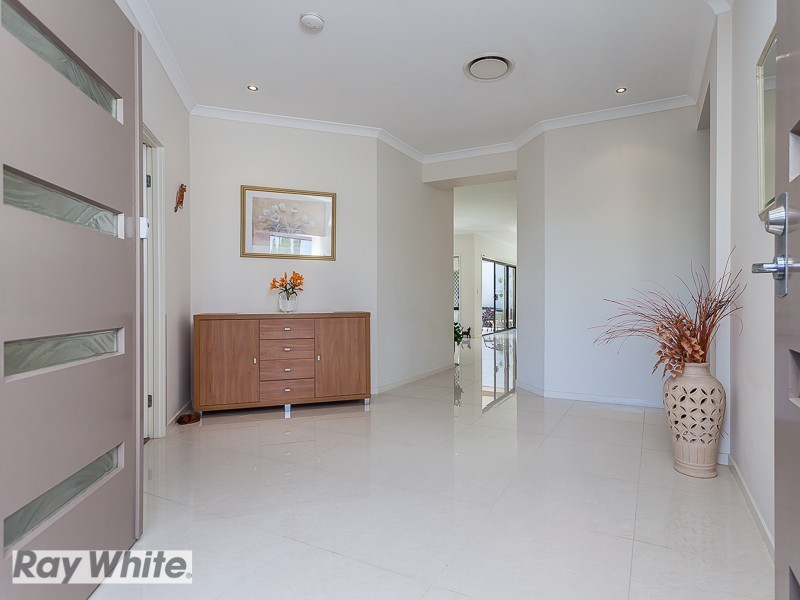 30 Marsh Parade, North Lakes QLD 4509