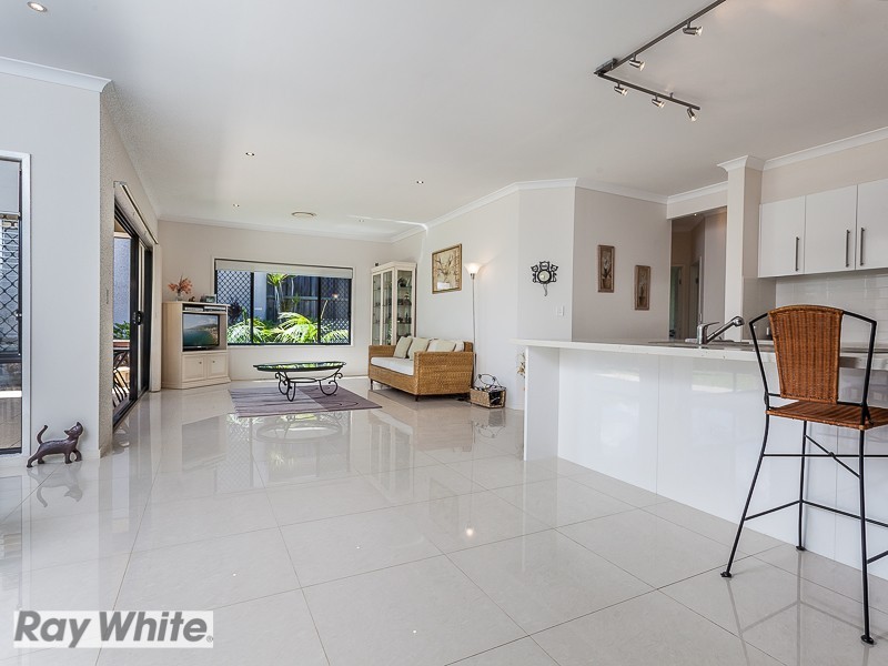 30 Marsh Parade, North Lakes QLD 4509