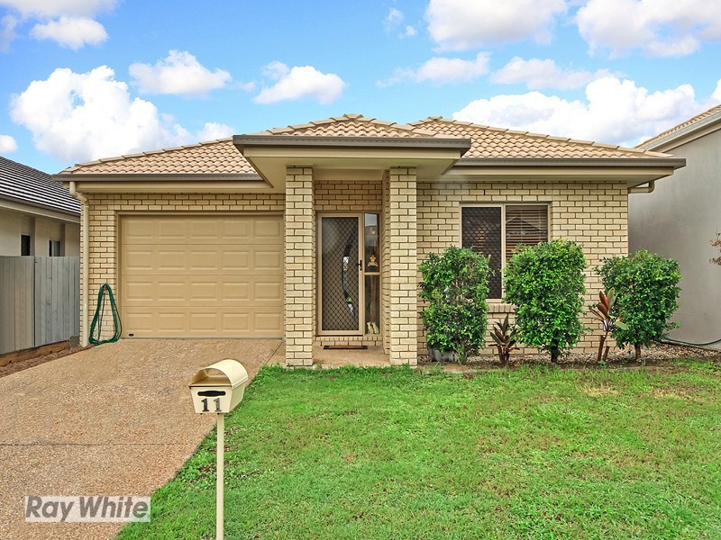 11 Calder Street, North Lakes QLD 4509