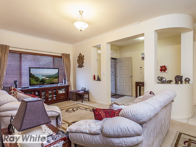 8 Redcedar Street, North Lakes QLD 4509