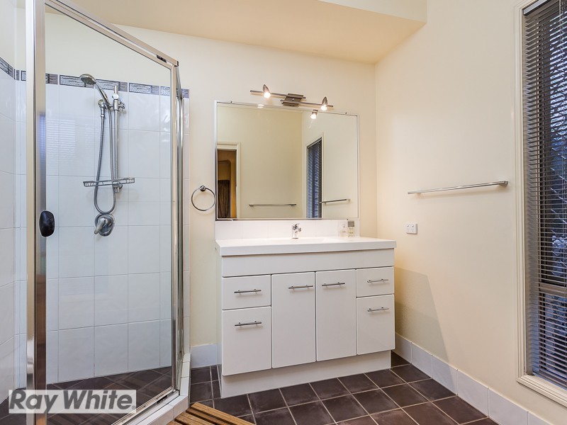 8 Redcedar Street, North Lakes QLD 4509