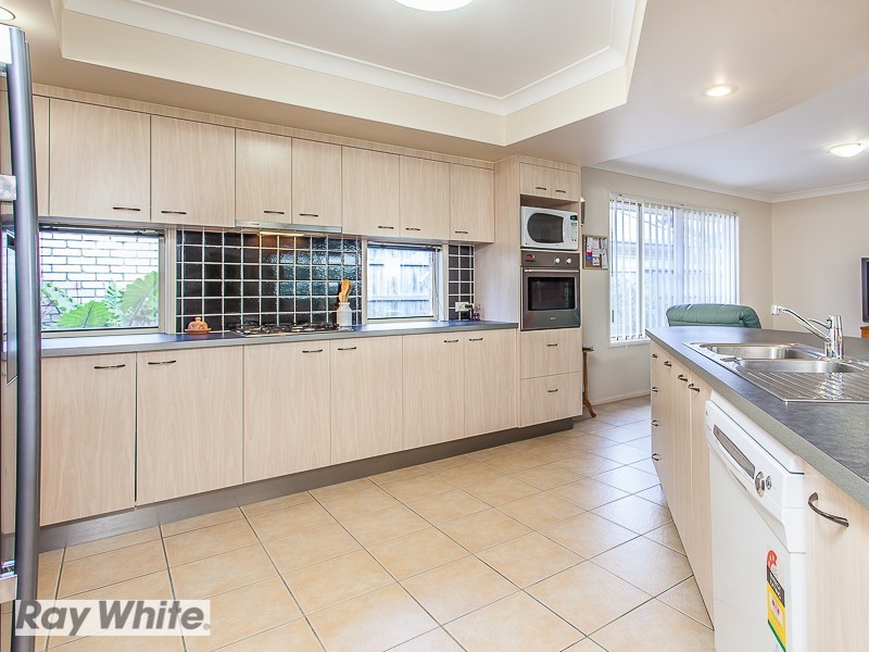 12 Davenport Parade, North Lakes QLD 4509