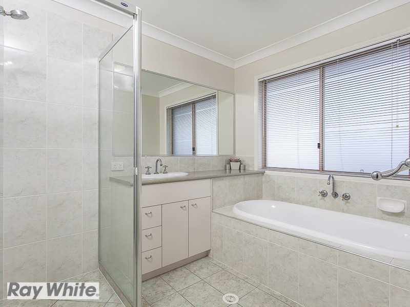 19 Gannet Circuit, North Lakes QLD 4509