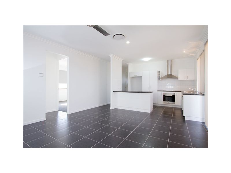 11 Tamar Circuit, North Lakes QLD 4509