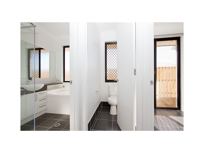 11 Tamar Circuit, North Lakes QLD 4509