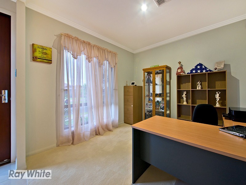 15 Carmody Parade, North Lakes QLD 4509