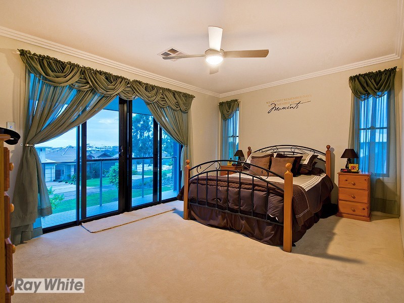 15 Carmody Parade, North Lakes QLD 4509