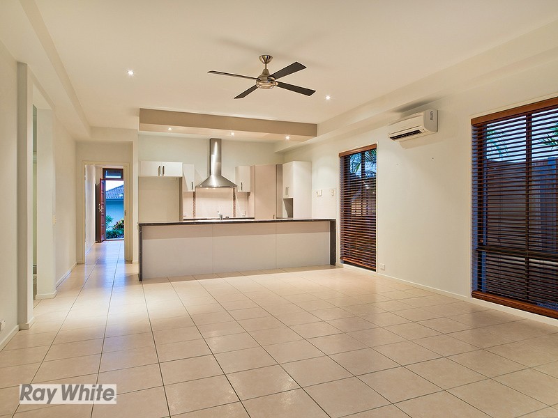 5 Appleby Close, North Lakes QLD 4509