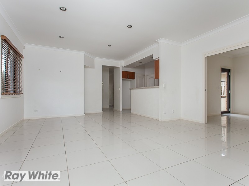 33 Kangaroo Street, North Lakes QLD 4509