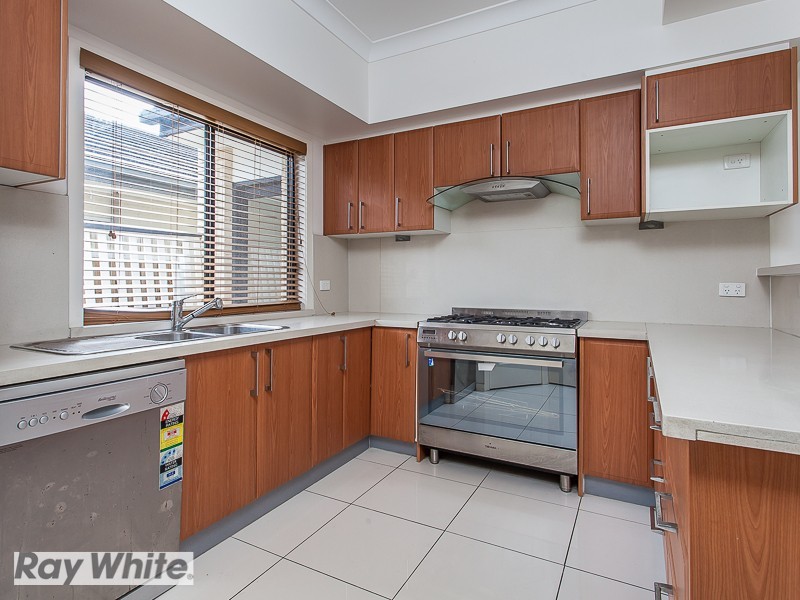33 Kangaroo Street, North Lakes QLD 4509