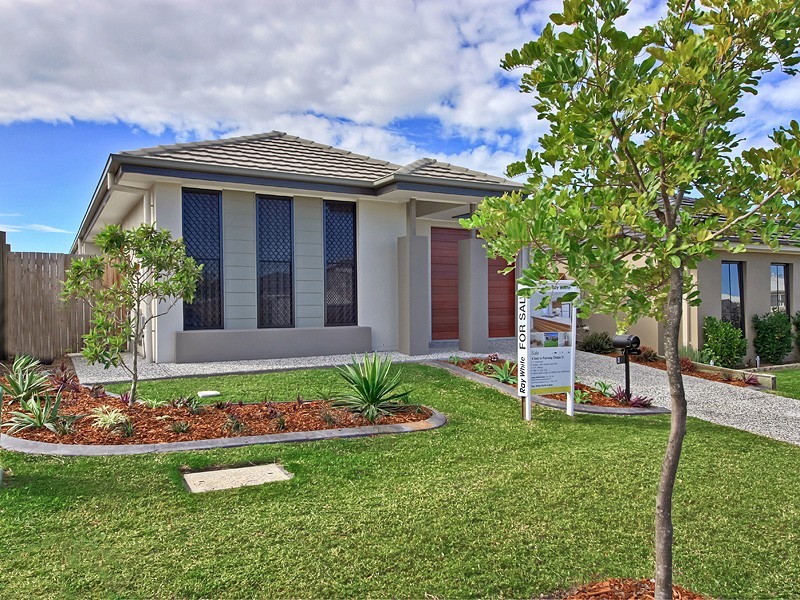 6 Cascades Street, North Lakes QLD 4509