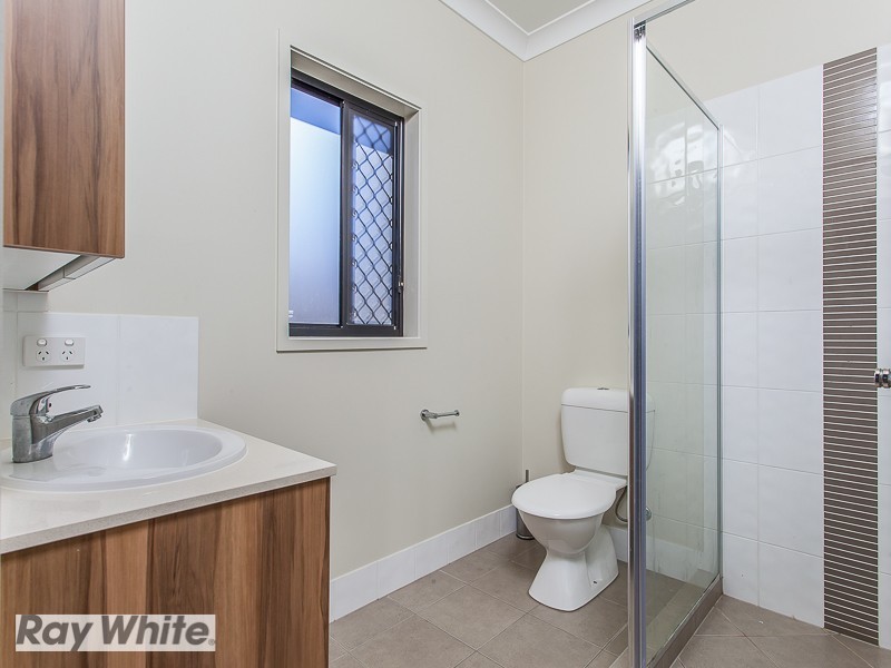 6 Cascades Street, North Lakes QLD 4509