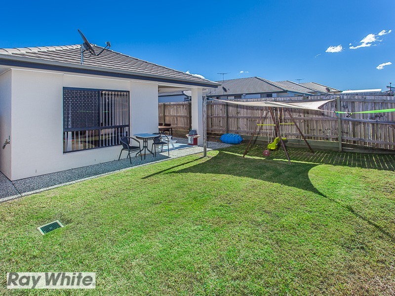 6 Cascades Street, North Lakes QLD 4509