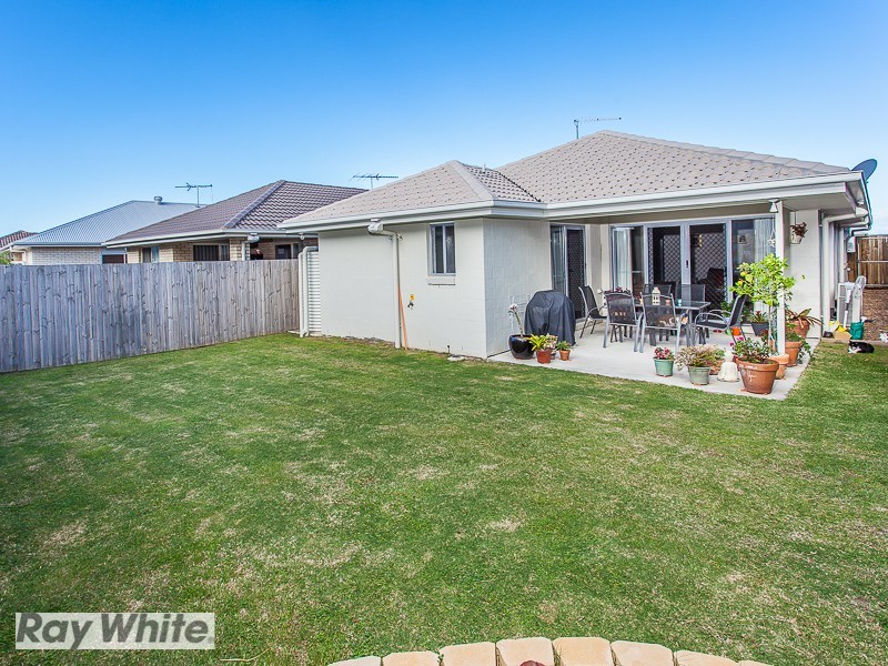 18 Moonie Crescent, North Lakes QLD 4509