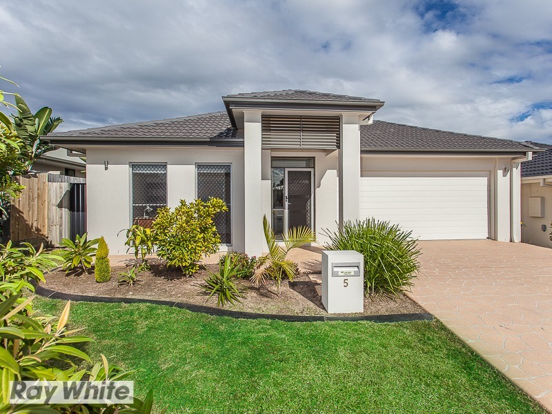 5 Menara Circuit, North Lakes QLD 4509