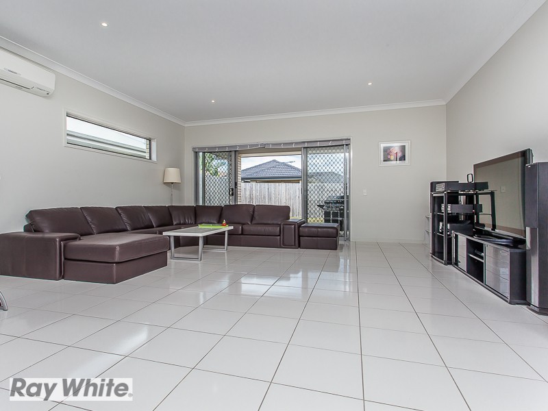 5 Menara Circuit, North Lakes QLD 4509