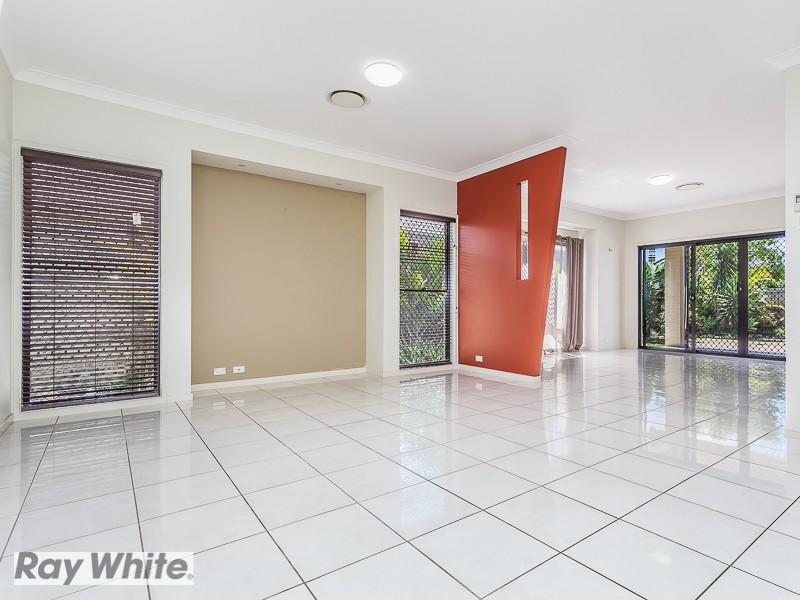 10 Hare Street, North Lakes QLD 4509