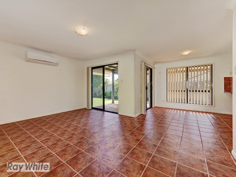 4 Petermann Drive, North Lakes QLD 4509