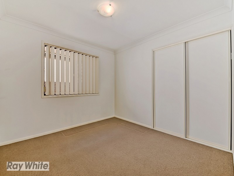 4 Petermann Drive, North Lakes QLD 4509