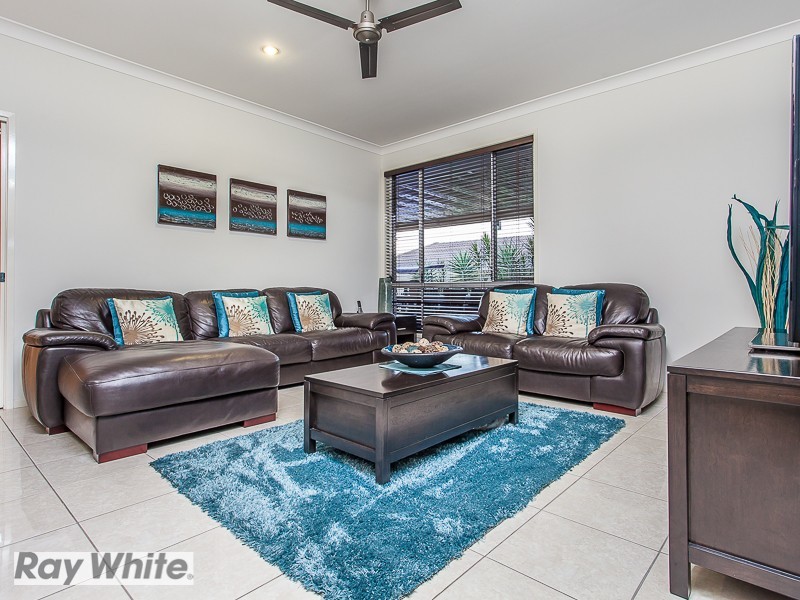 21 Eaton Close, North Lakes QLD 4509