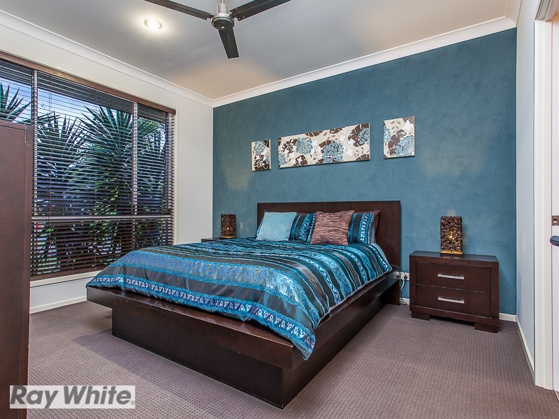 21 Eaton Close, North Lakes QLD 4509