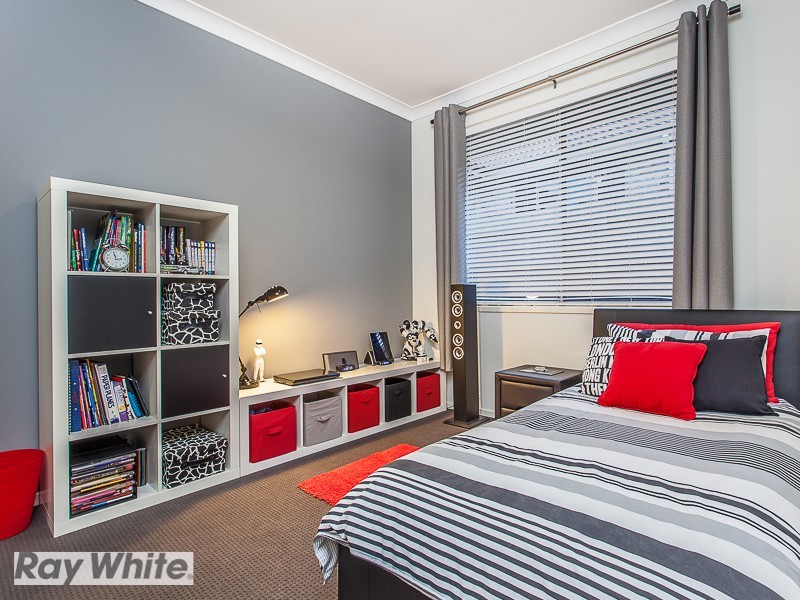 21 Eaton Close, North Lakes QLD 4509