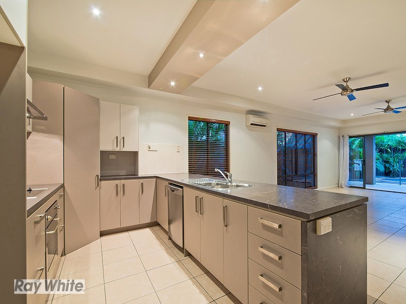 5 Appleby Close, North Lakes QLD 4509